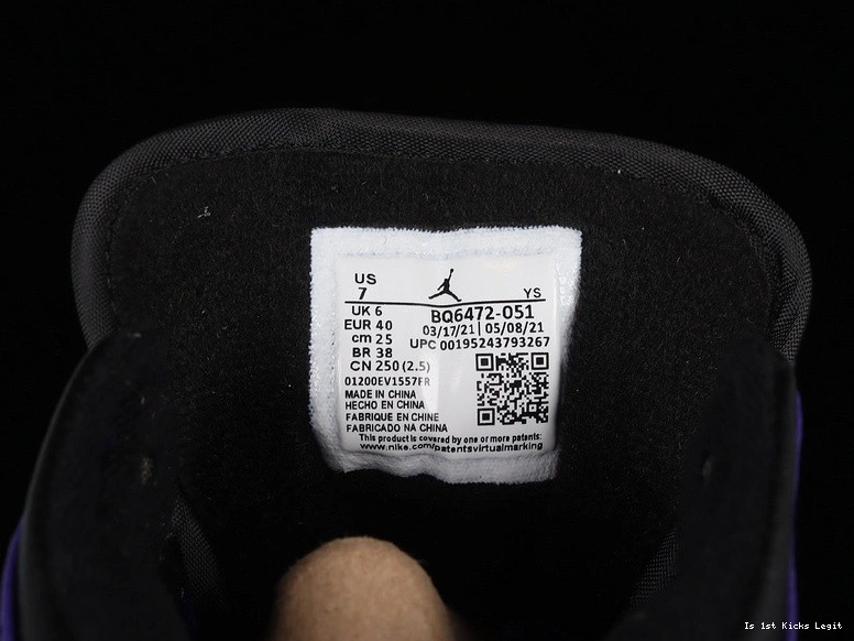 Jordan Purple - Black BQ6472-051 Mid 1 (Women's) 0519